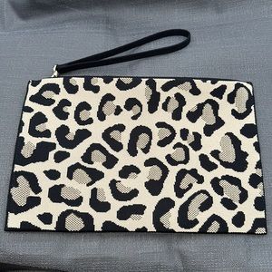 NWOT Rothy’s Desert Cat Wristlet!